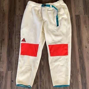 COPY - Nike ACG Sherpa Fleece Light Cream Pants